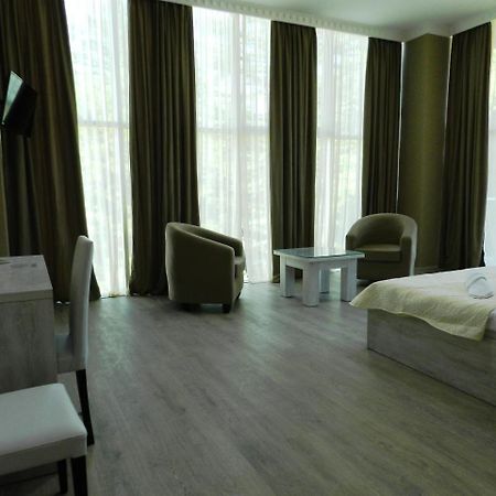 Resort Martvili Bagian luar foto